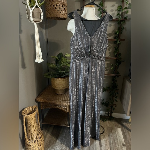 ▫️NWT Ralph Lauren Metallic Silver Evening Gown 10 - Picture 6 of 10